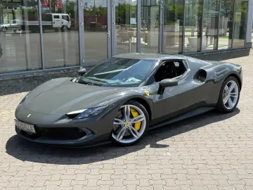 FERRARI 296 GTB  JBL  LIFT  DEUTSCHES FZG AUS 1. HAND