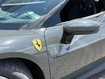 FERRARI 296 GTB  JBL  LIFT  DEUTSCHES FZG AUS 1. HAND