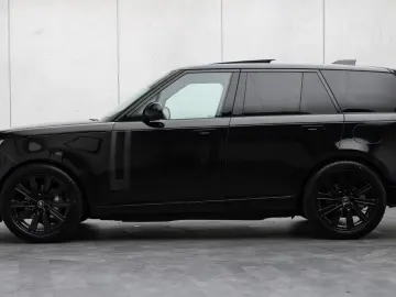 Land Rover Range Rover P460e - Meridian - HUD