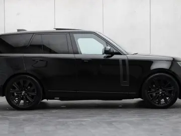 Land Rover Range Rover P460e - Meridian - HUD
