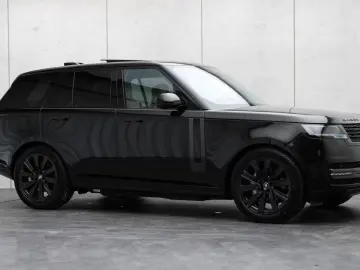Land Rover Range Rover P460e - Meridian - HUD