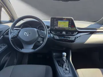 TOYOTA C-HR HYBRID BUSINESS EDITION CARPLAY TOP