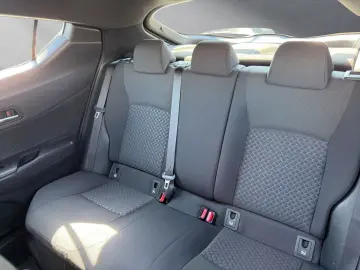 TOYOTA C-HR HYBRID BUSINESS EDITION CARPLAY TOP
