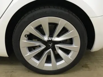TESLA Model 3 Standard Range A.Pilot Pr.Int.