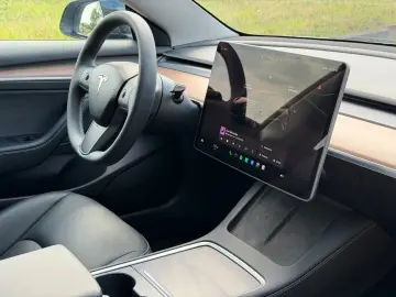TESLA Model 3 Long Range RWD aus 1.Hand SOH 93 9%
