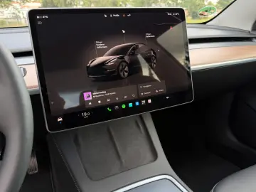TESLA Model 3 Long Range RWD aus 1.Hand SOH 93 9%