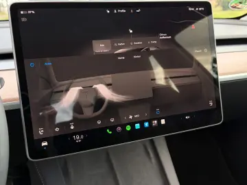 TESLA Model 3 Long Range RWD aus 1.Hand SOH 93 9%