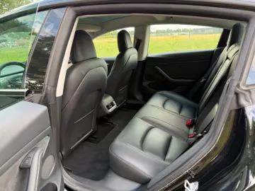 TESLA Model 3 Long Range RWD aus 1.Hand SOH 93 9%