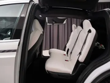 Tesla Model X 100D