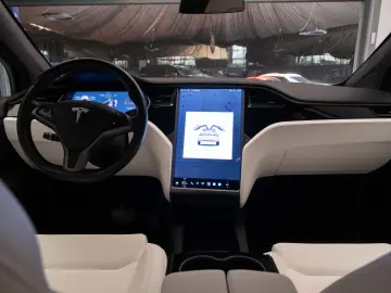 Tesla Model X 100D