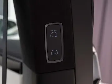 Tesla Model X 100D