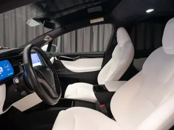 Tesla Model X 100D