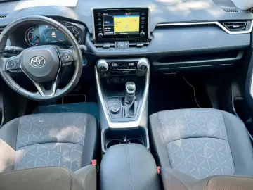 TOYOTA RAV 4 RAV4 Hybrid 4x4   Navi   Kamera   LED