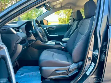 TOYOTA RAV 4 RAV4 Hybrid 4x4   Navi   Kamera   LED