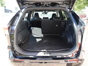 TOYOTA RAV 4 2.5 Hybrid Black Edition Allrad 3J Garanti