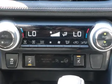TOYOTA RAV 4 2.5 Hybrid Black Edition Allrad 3J Garanti