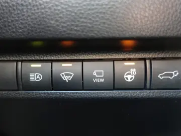 TOYOTA RAV 4 2.5 Hybrid Black Edition Allrad 3J Garanti