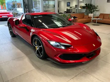 FERRARI 296 GTB Karbon JBL Lift 1.Hand