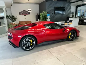 FERRARI 296 GTB Karbon JBL Lift 1.Hand