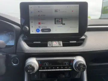 TOYOTA RAV 4 2.5 VVT-i Hybrid Team Deutschland 4x4 AHK
