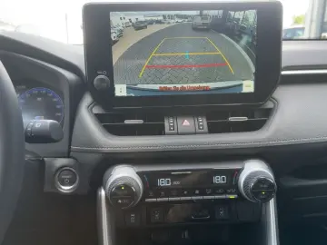 TOYOTA RAV 4 2.5 VVT-i Hybrid Team Deutschland 4x4 AHK