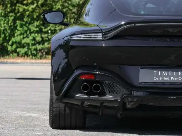 ASTON MARTIN V8 Vantage Coupé