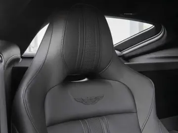 ASTON MARTIN V8 Vantage Coupé