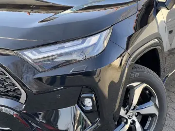 TOYOTA RAV 4 2.5 Plug-In Hybrid Teamplayer Auto AWD