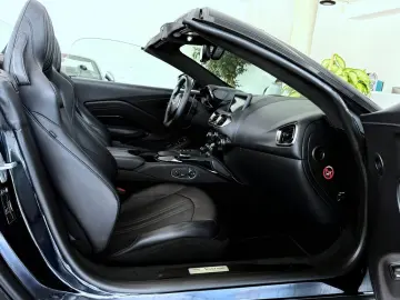ASTON MARTIN Vantage 4.0 V8 Roadster  Sitzbelüftng Homelink