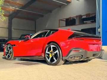 Ferrari 12CILINDRI LIFT FULL CARBON PANO DISPLAY