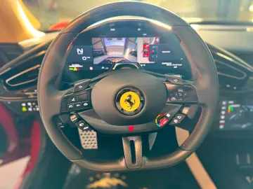 Ferrari 12CILINDRI LIFT FULL CARBON PANO DISPLAY