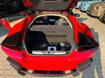 Ferrari 12CILINDRI LIFT FULL CARBON PANO DISPLAY