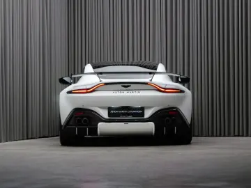 ASTON MARTIN F1 Edition   Carbon Seats   QuickSilver Exhaust