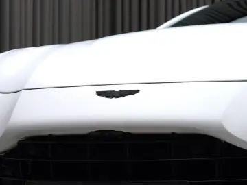 ASTON MARTIN F1 Edition   Carbon Seats   QuickSilver Exhaust