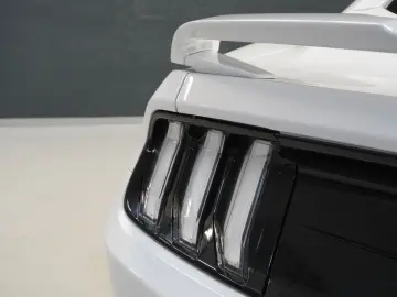 FORD Mustang GT Fastback