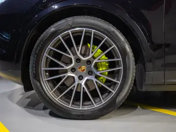 Porsche Cayenne E-Hybrid