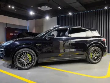 Porsche Cayenne E-Hybrid