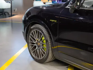 Porsche Cayenne E-Hybrid