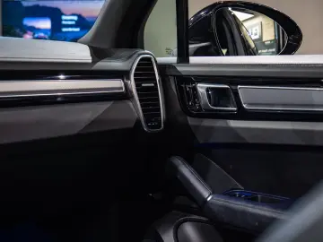 Porsche Cayenne E-Hybrid