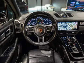 Porsche Cayenne E-Hybrid