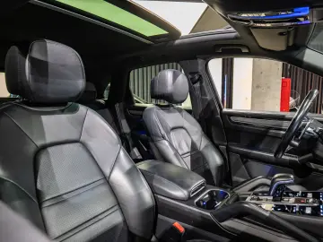Porsche Cayenne E-Hybrid
