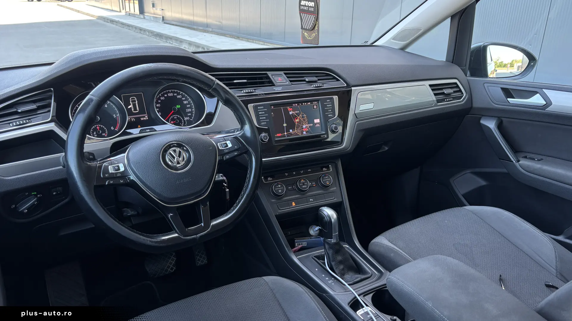 Volkswagen Touran Automat 1.6