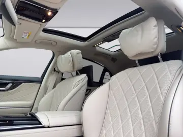 Mercedes-Benz S 580 e 4M TV 4D-BURMESTER SUPERSCREEN PANO