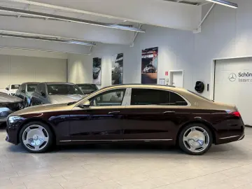 MERCEDES-BENZ S 680 Maybach TWO TONE RED GOLD 4 SEAT…
