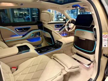 MERCEDES-BENZ S 680 Maybach TWO TONE RED GOLD 4 SEAT…