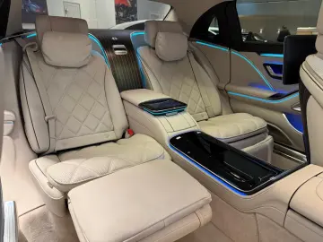 MERCEDES-BENZ S 680 Maybach TWO TONE RED GOLD 4 SEAT…