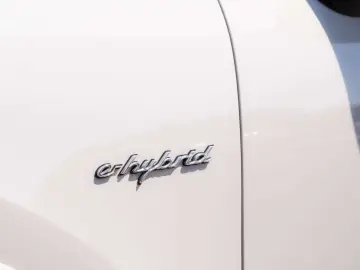 Porsche Cayenne Coupe E-Hybrid