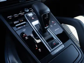 Porsche Cayenne Coupe E-Hybrid