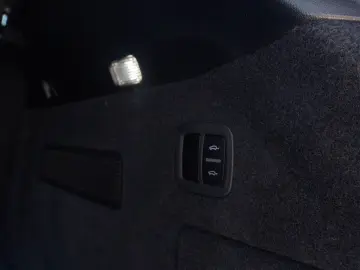 Porsche Cayenne Coupe E-Hybrid