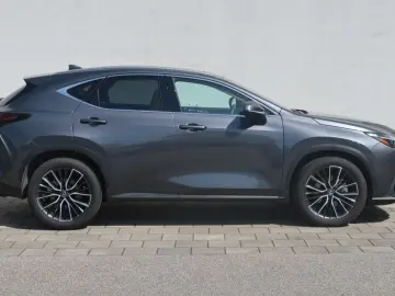 LEXUS NX 350h Luxury Line
